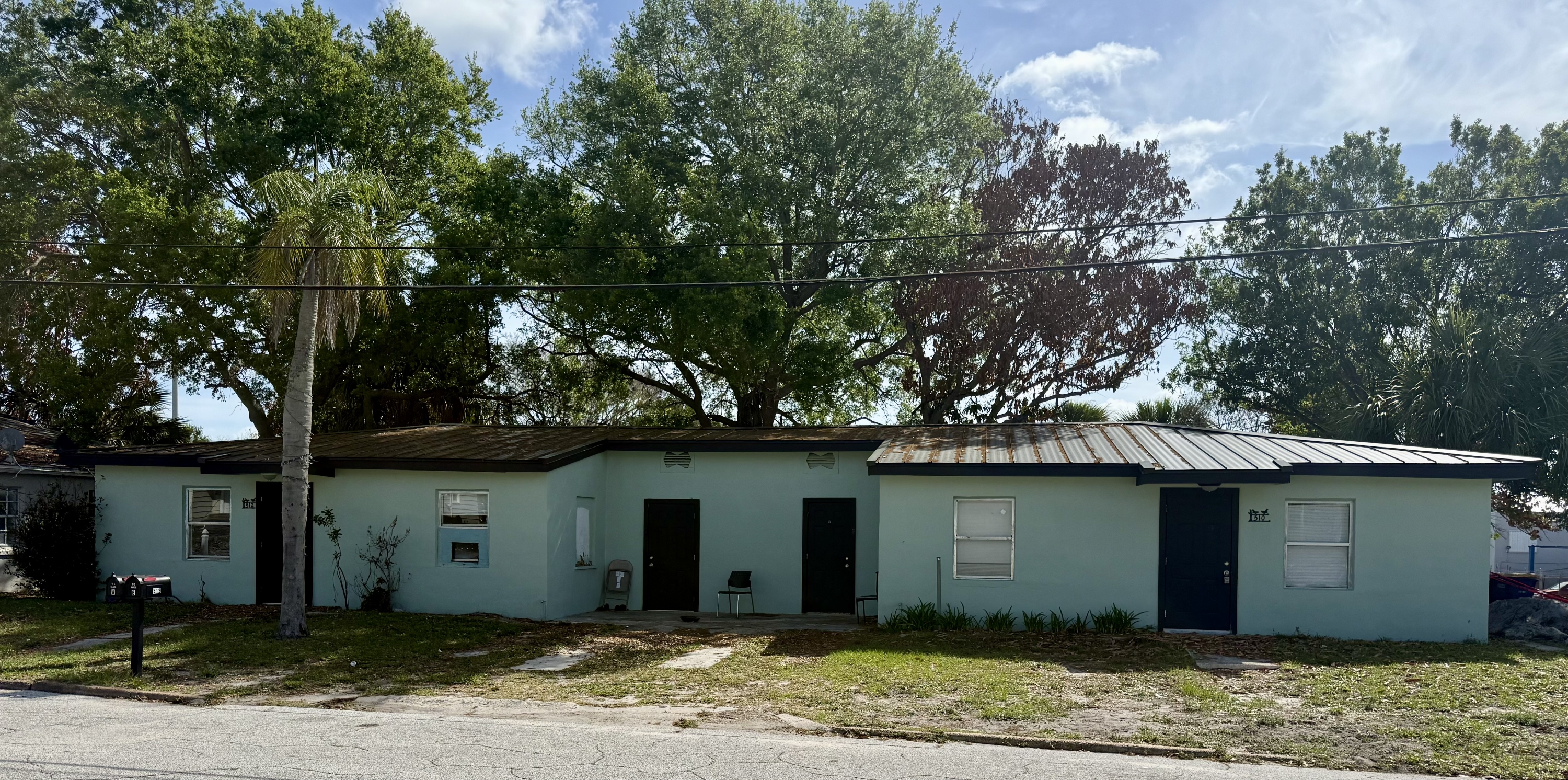 512 N 6 St. - B