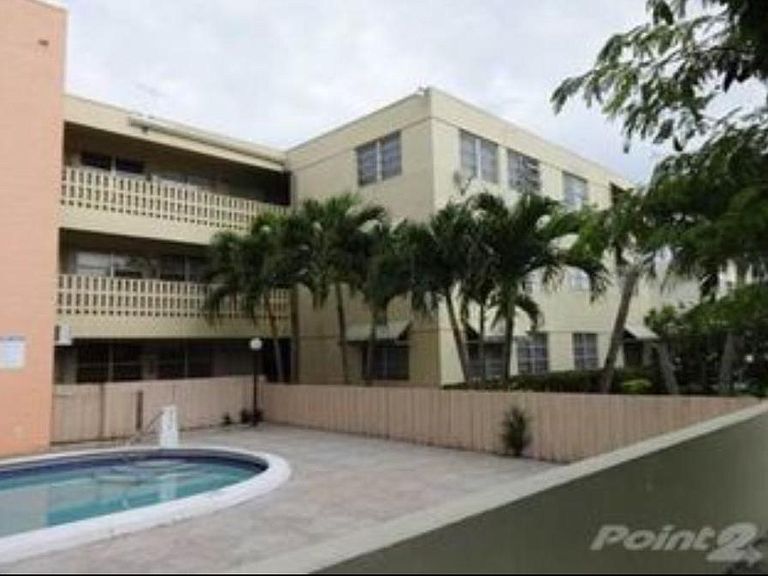 1821 NE 168 Street, Unit C-2